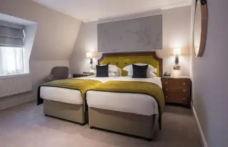 Sloane Place - 23
