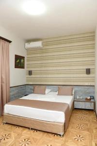 Yerevan Boutique - 44