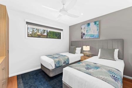 Ramada Resort Flynns Beach - 126