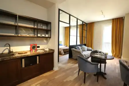 Warm House Apart - 1