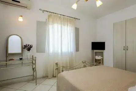 Christiana - 79