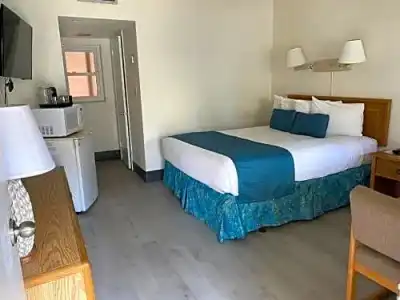 Pink Shell Beach Resort and Marina - 31