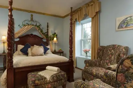 The Roosevelt Inn - 3