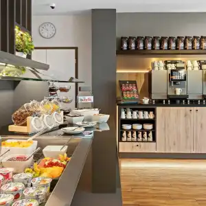 Newton Heilbronn - 9