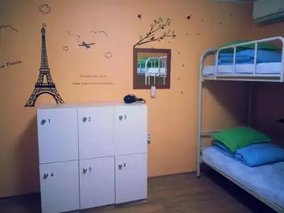 Blue Backpackers Hostel - 3
