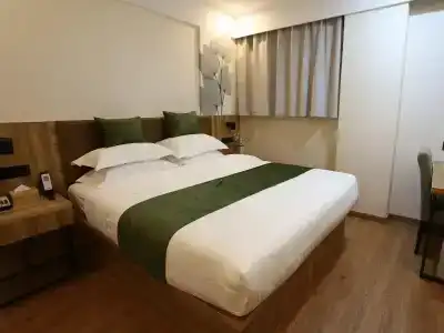 Greentree Inn Shanghai International Exhibition Center Gulang Road Express - 38