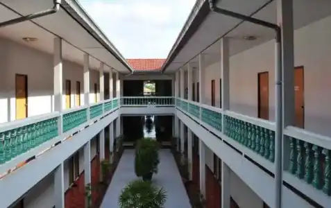 Grand Mansion - 10