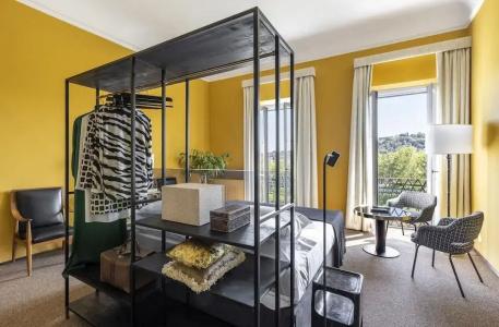 4F Boutique Florence - 7
