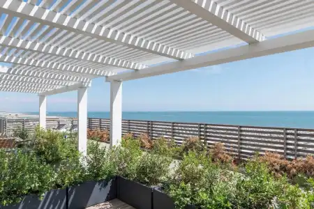Kiss Beachfront & Restaurant - 116