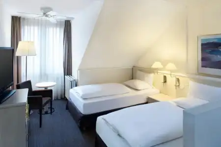 Courtyard by Marriott Schwerin - 5