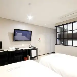 Queens Seomyeon Busan - 38