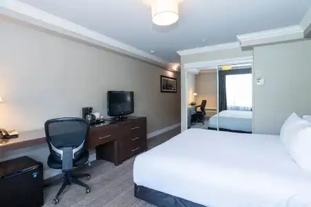 Sandman & Suites Calgary South - 39