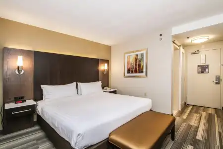Holiday Inn Express San Diego Downtown by IHG - 56