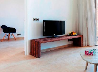 Gold Lagoon Kosher - by Amphora & Suites - 42