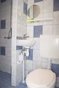Flex-Inn - 10