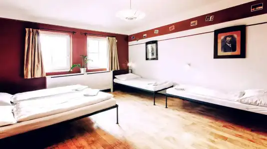 Sir Toby's Hostel - 48
