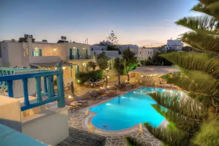 Zoumis Residence - 12