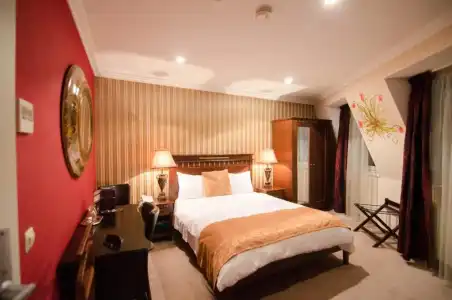 Boutique Monaco - 45