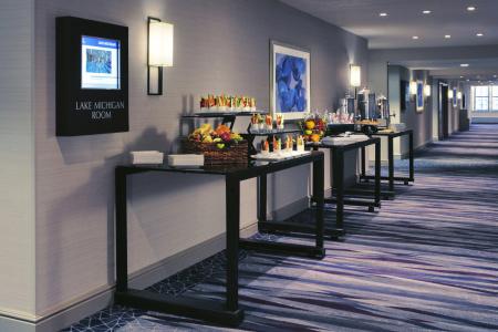 Hilton Chicago - 13
