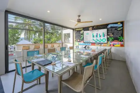 LIV Phuket Patong Beachfront - 20