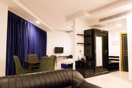 Parkside Plaza - Muscat - 22