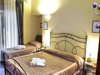 Alloggio dei Vassalli, In the Heart of the Historic Center - 3