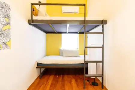 Yu Cafe Hostel - 65