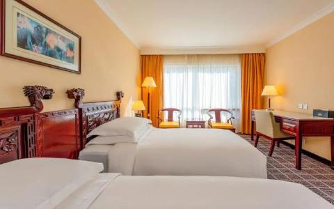 Grand Skylight Royal - 66