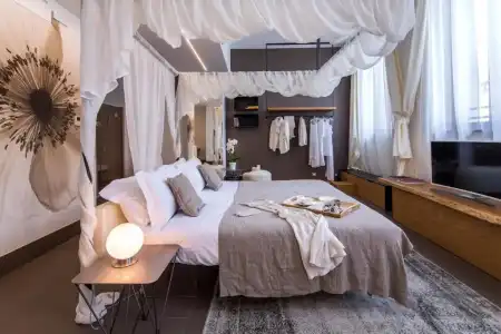 Mercatovecchio Luxury Suites - 54