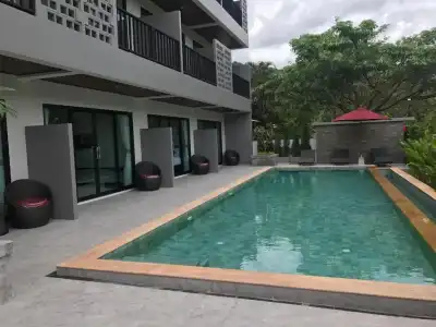 Amarina Green - 23
