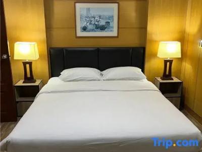 Mall Suites - 306
