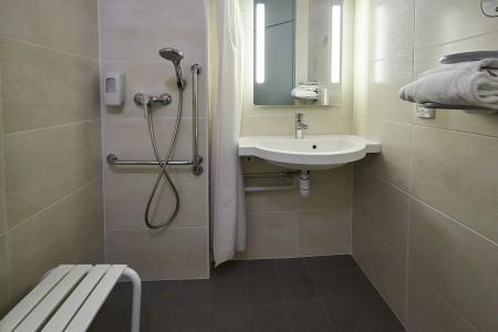 B&B Caen Mémorial - 9