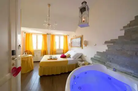 Suites Roma Tiburtina Luxury - 17