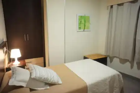 MR - 0