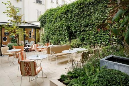 Le Belgrand Paris Champs Elysees, Tapestry by Hilton - 44