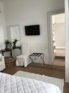 B&B Nike - Rooms Only - 81
