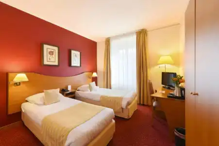 Hôtel International & Terminus - 46