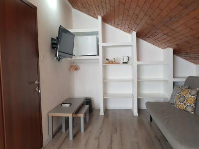 Airport Guest House - 12