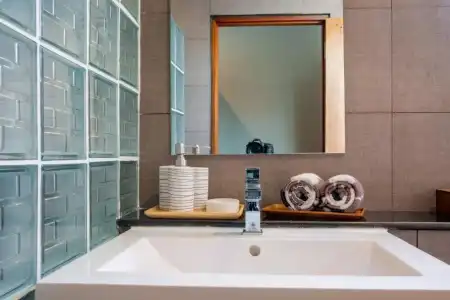 The BEACH CHA AM Suites - 9