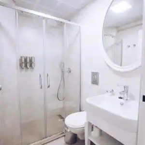 Princess Kinli Suites - 13