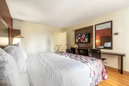 Red Roof Inn Phoenix - Midtown - 61