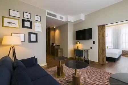 Radisson Blu - 94