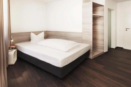 Schwarzwälder Hof - 27