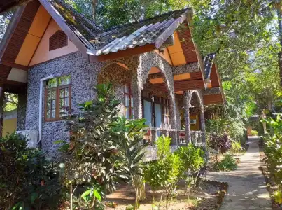 Tree Top River Huts - 59