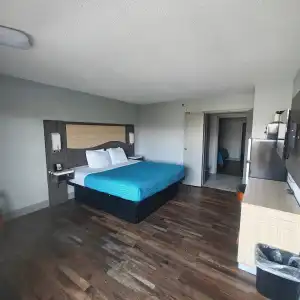 Mountain Vista Inn & Suites - 38