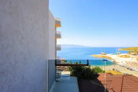 Apollon Saranda - 75