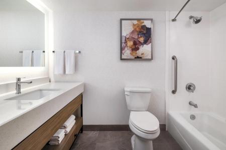 Best Western Plus Abbey Inn - 56