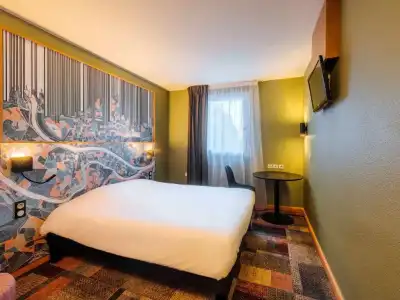 ibis Styles Lyon Croix Rousse - 38