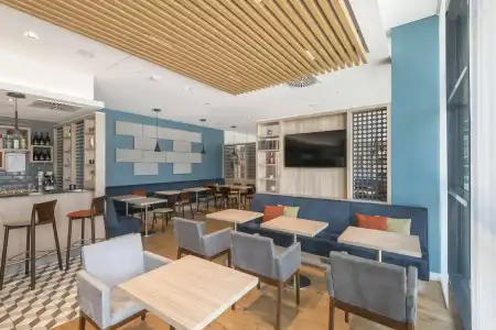 Premier Inn Freiburg City Süd - 19