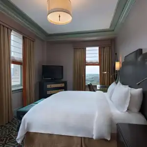 ICON Autograph Collection by Marriott - 24